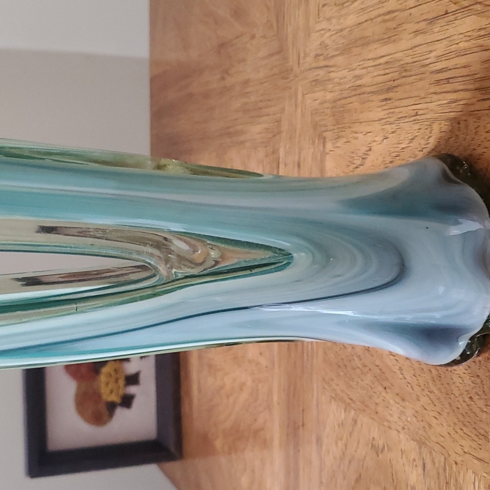 MCM Art Glass Stretch Vase 💙 - Picture 4 of 9